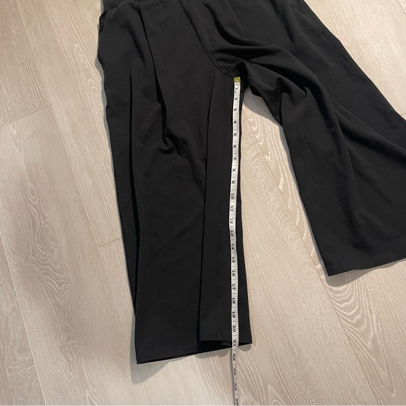 Lululemon Can You Feel The Pleat Crop Pants *21" Black size 8 - Picture 10 of 16